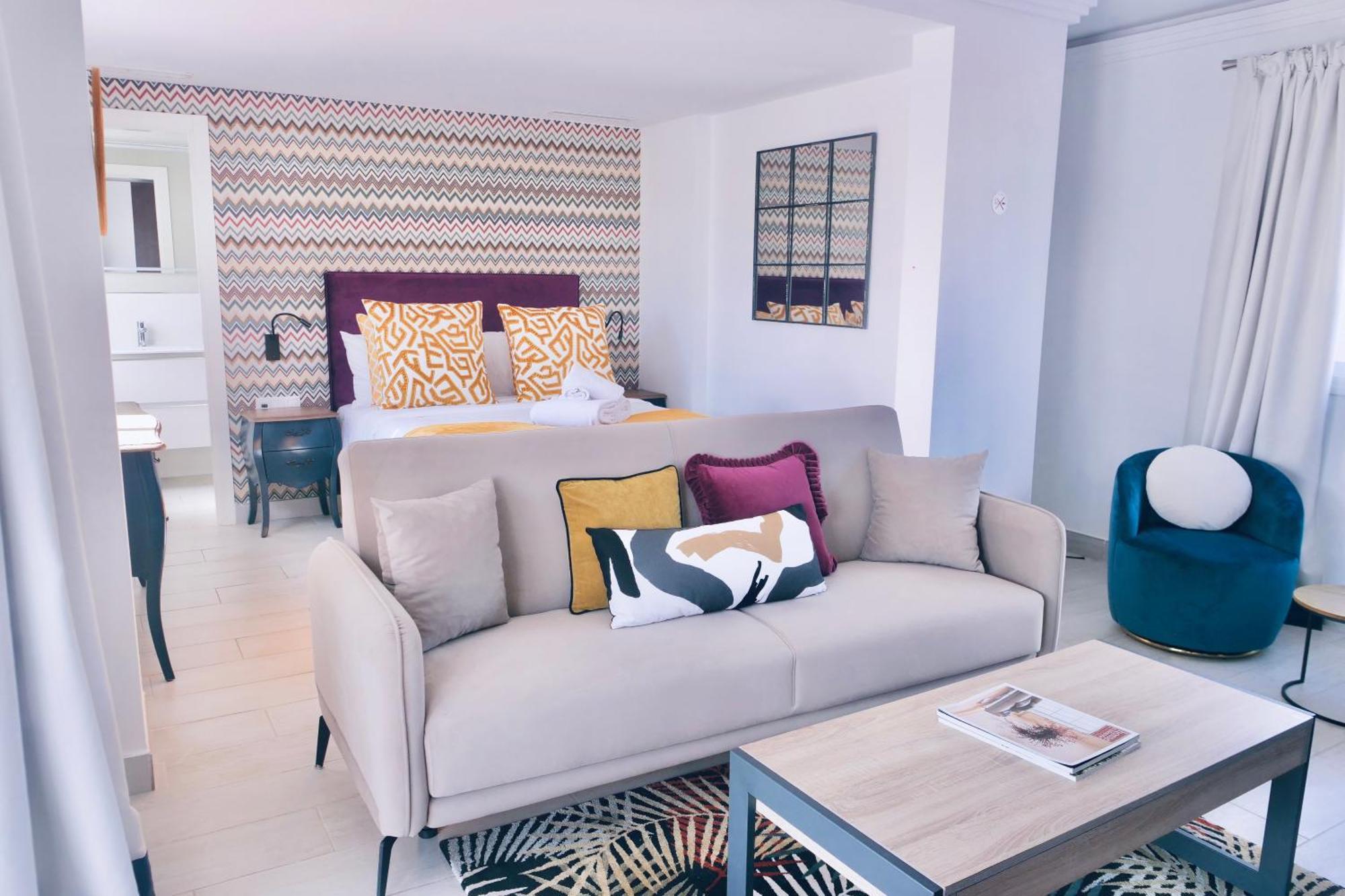 Myra Apart-Hotel Марбелья Экстерьер фото