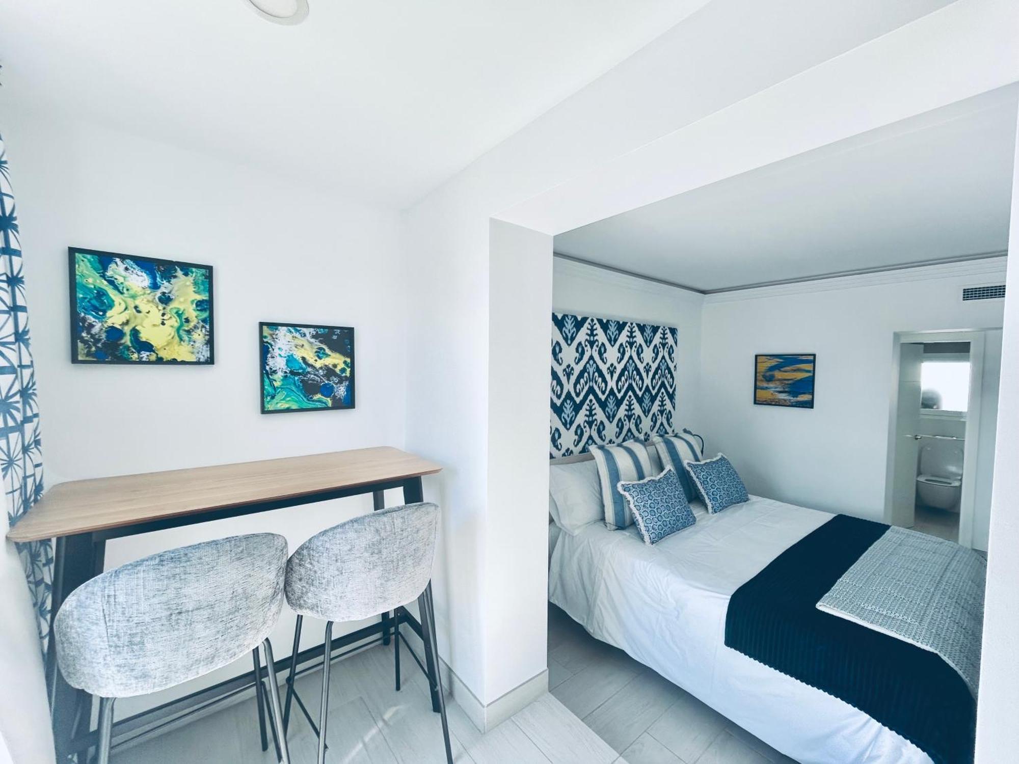 Myra Apart-Hotel Марбелья Экстерьер фото