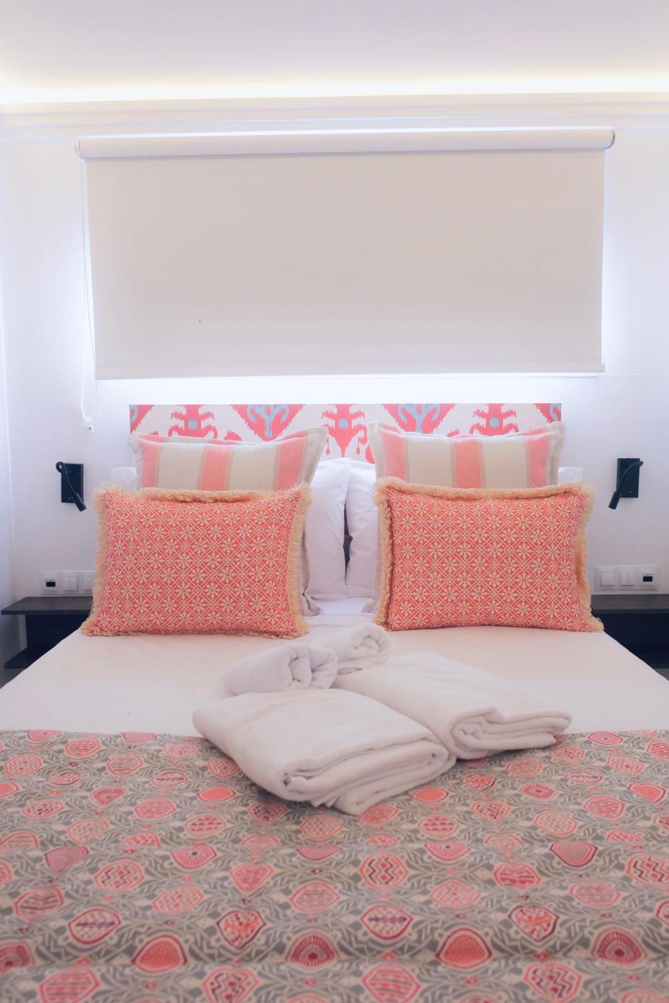 Myra Apart-Hotel Марбелья Экстерьер фото